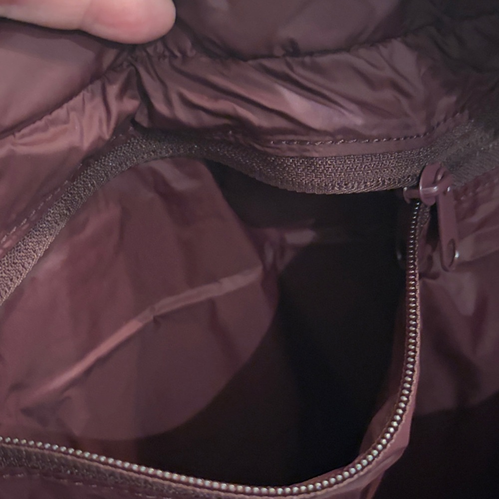 Land's End Burgundy Wanderweight Ultralight Packable Tote Bag/NWOT - Picture 9 of 13